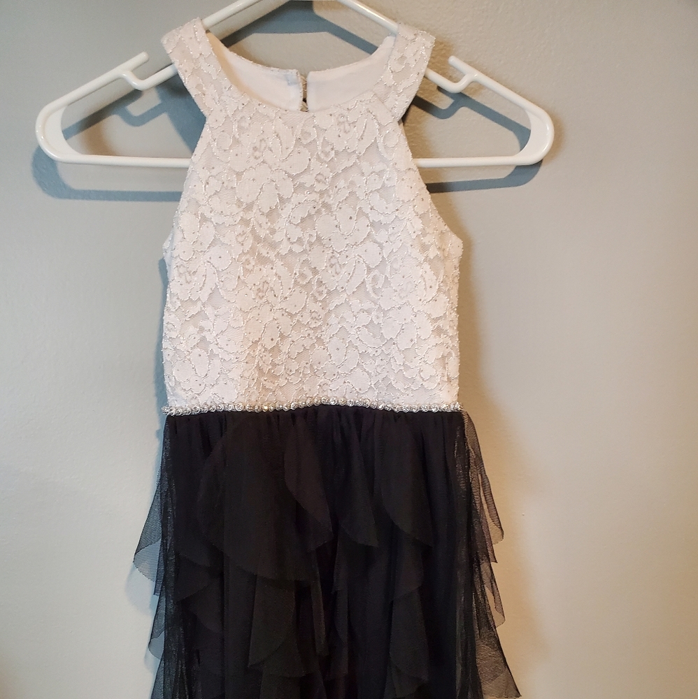Girls dress
